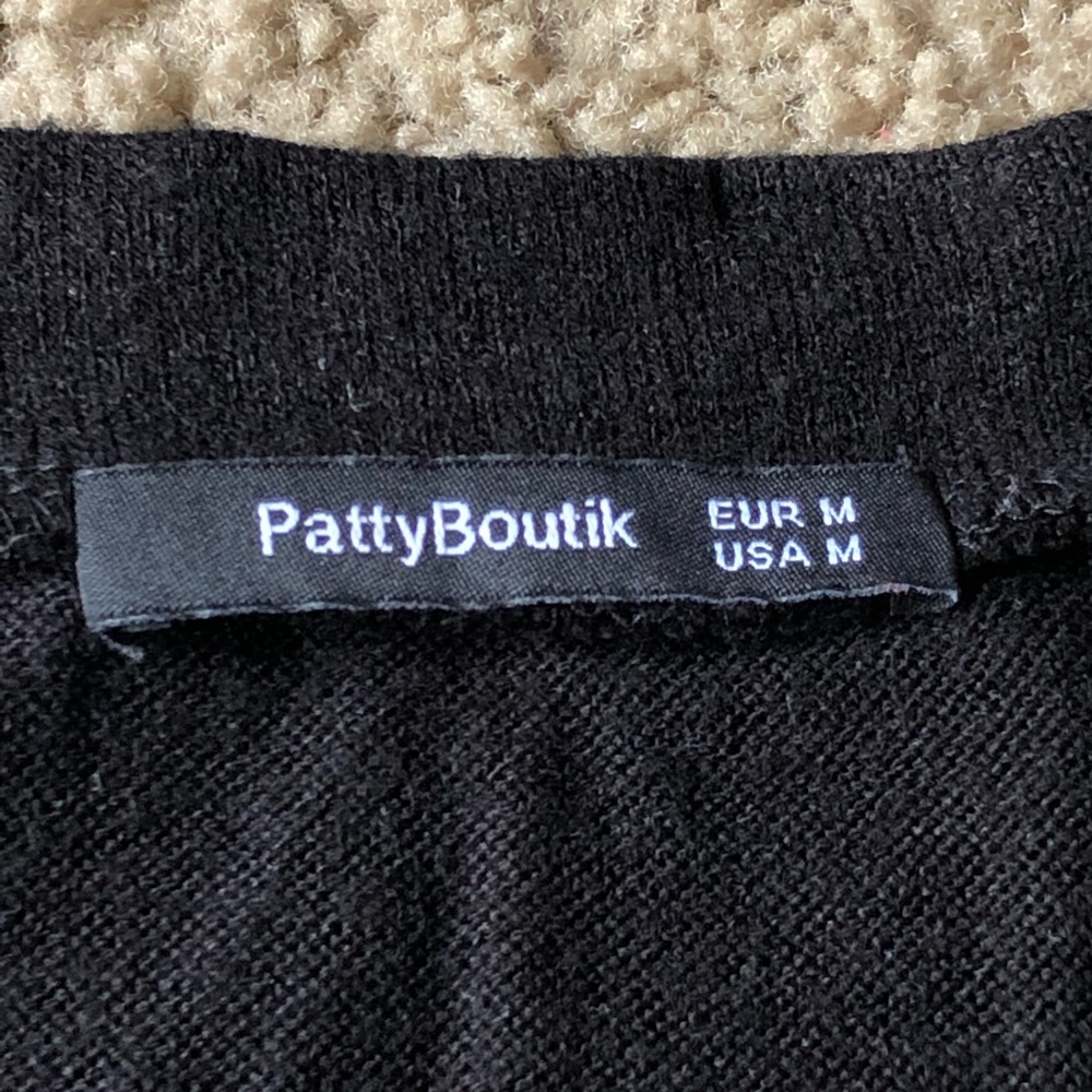 Pattyboutik Dark Academia V-Neck Argyle Sweater Size Medium - Picture 2 of 4